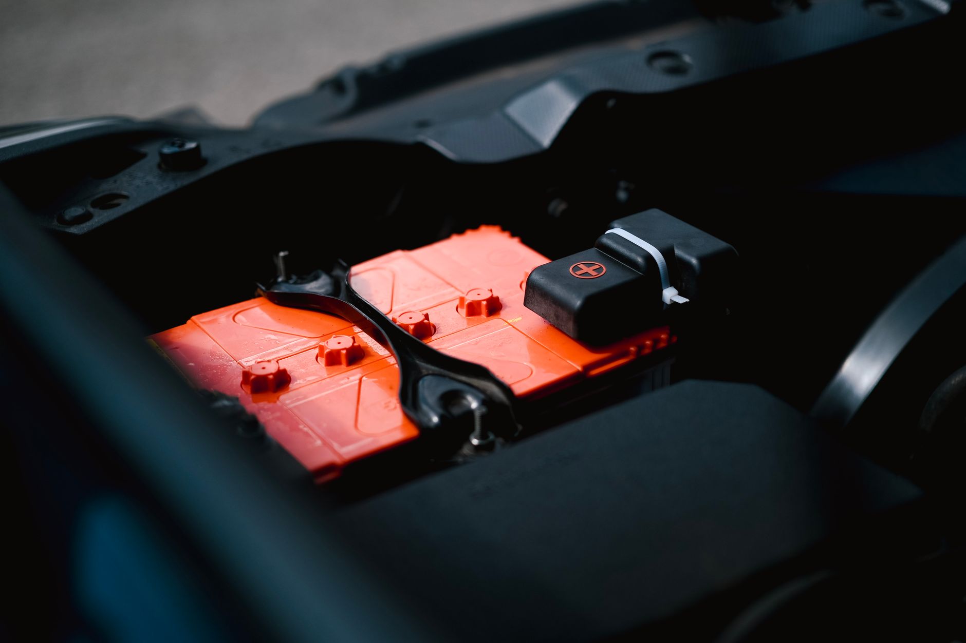 Tips Merawat Sistem Kelistrikan Mobil