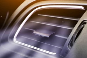 Menjaga Kebersihan Sistem AC untuk Kenyamanan Berkendara