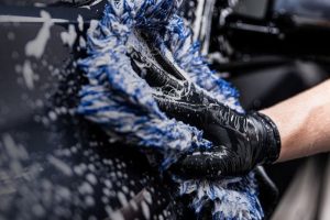 Perawatan Rutin Kendaraan Dimulai dari Mencuci dengan Cara yang Tepat