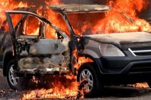 burning car, gardiner exp,