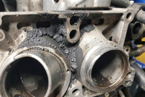 Membersihkan Sistem Intake dan Ruang Bakar untuk Performa Mesin yang Lebih Stabil