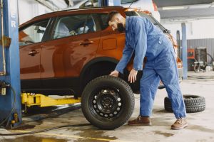 Tips Perawatan Ban Mobil Awet & Aman