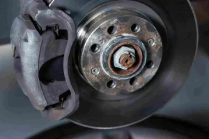 6 Penyebab Rem Mobil Bunyi Berdasarkan Bunyinya
